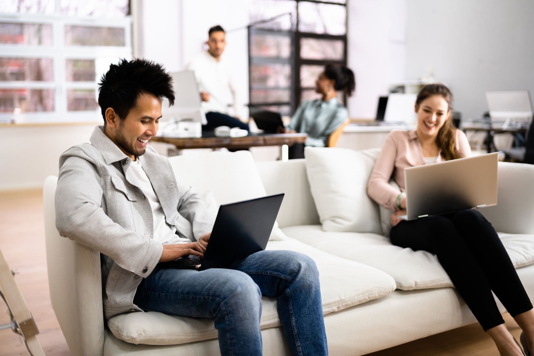 The Benefits of Coliving for Corporate Workers: Networking and Flexibility in NYC